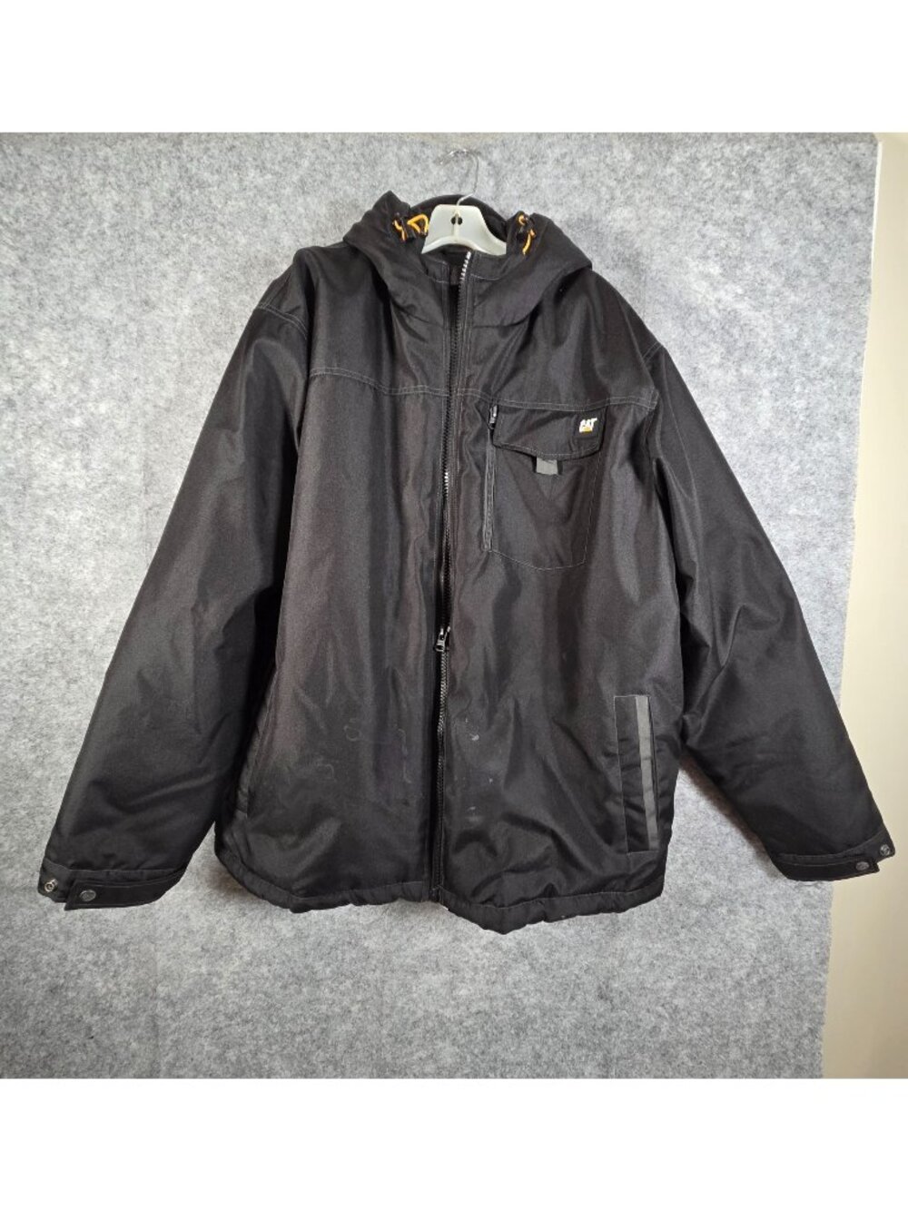 CAT Men's Zip Up Heavy Hooded Coat Black Size 2XL